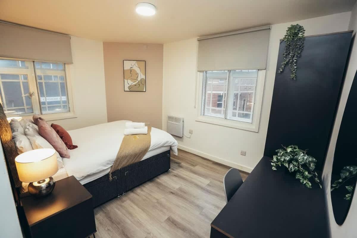 2Br City Centre Apt, Self Check In, Wifi, By Derbnb Sheffield Exteriör bild