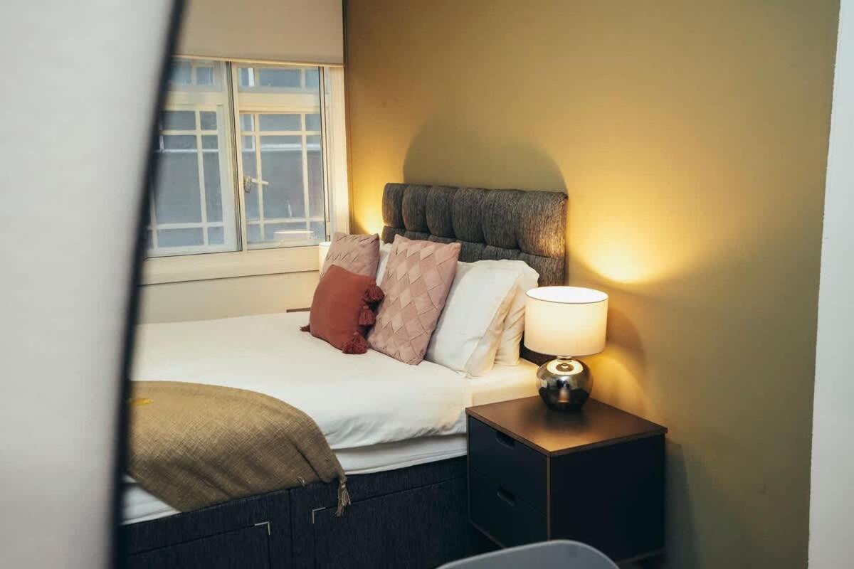 2Br City Centre Apt, Self Check In, Wifi, By Derbnb Sheffield Exteriör bild