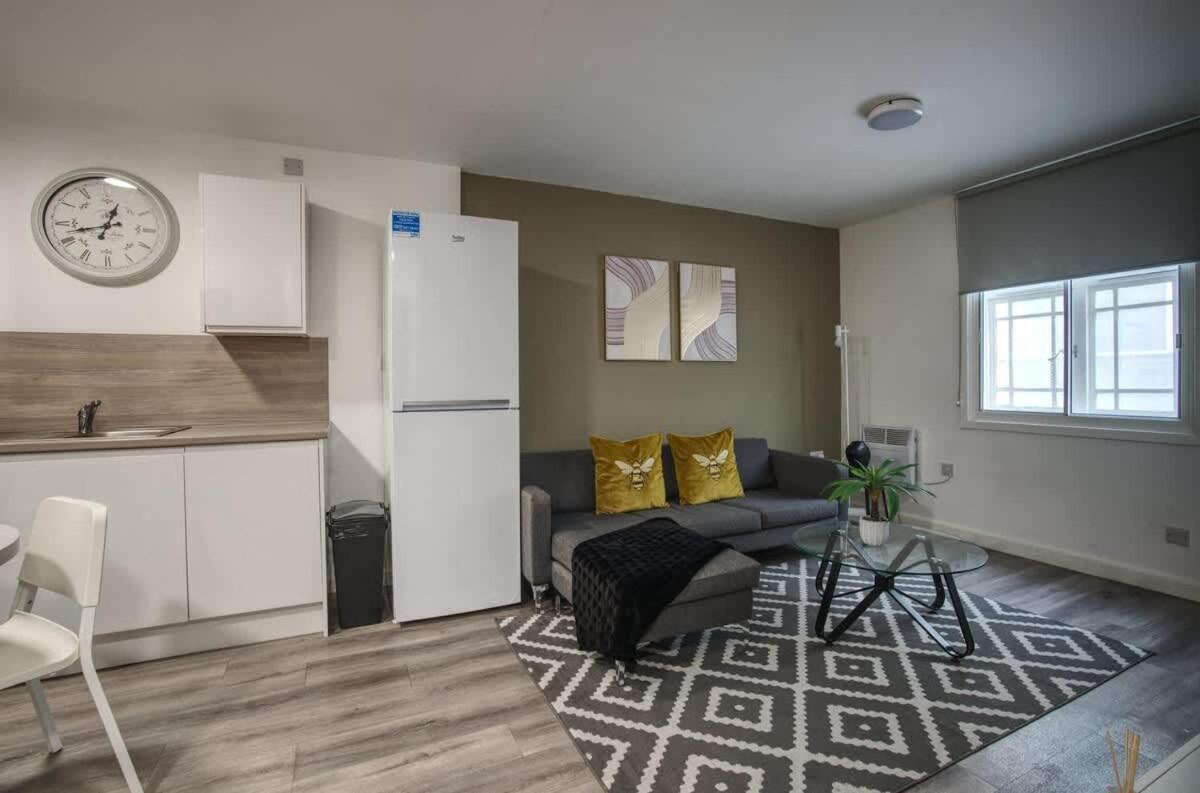 2Br City Centre Apt, Self Check In, Wifi, By Derbnb Sheffield Exteriör bild