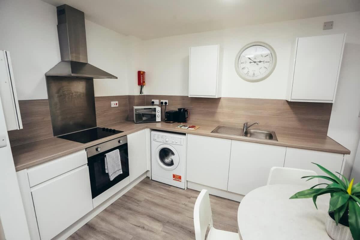 2Br City Centre Apt, Self Check In, Wifi, By Derbnb Sheffield Exteriör bild
