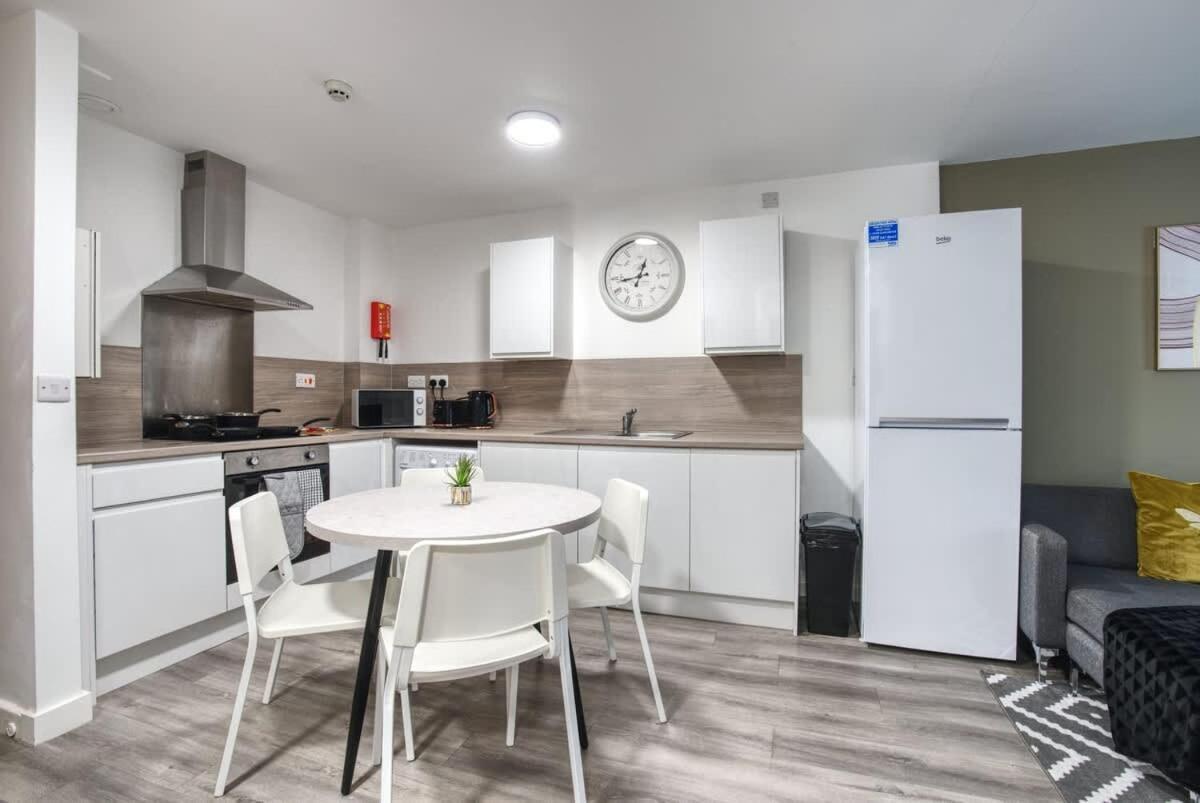 2Br City Centre Apt, Self Check In, Wifi, By Derbnb Sheffield Exteriör bild