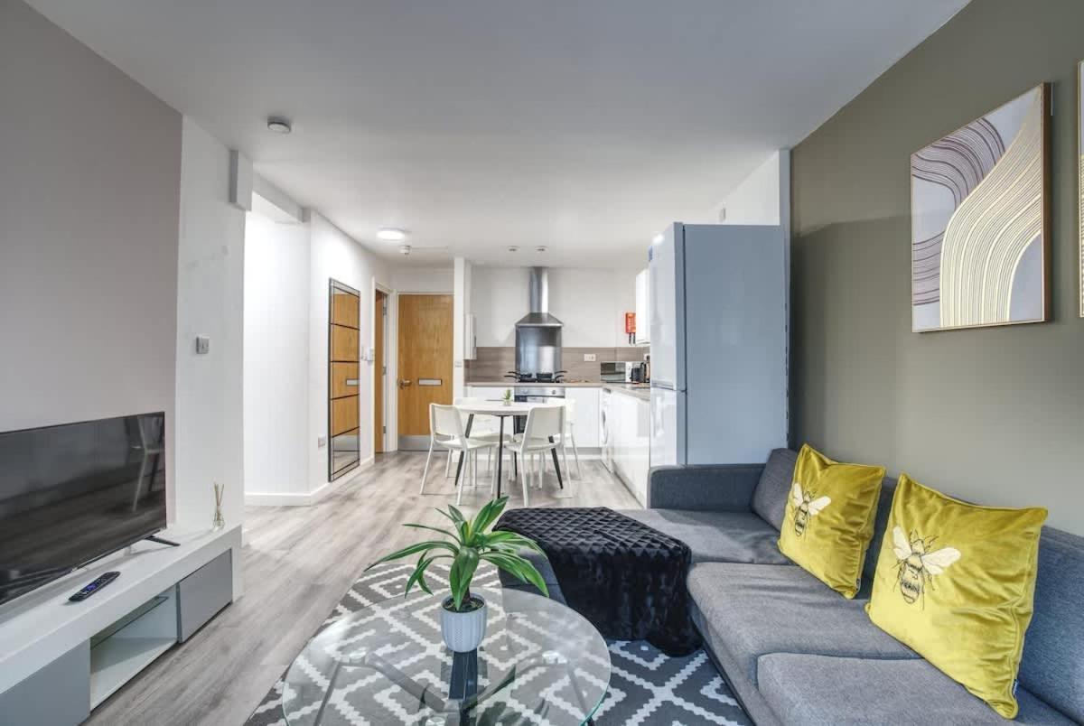 2Br City Centre Apt, Self Check In, Wifi, By Derbnb Sheffield Exteriör bild