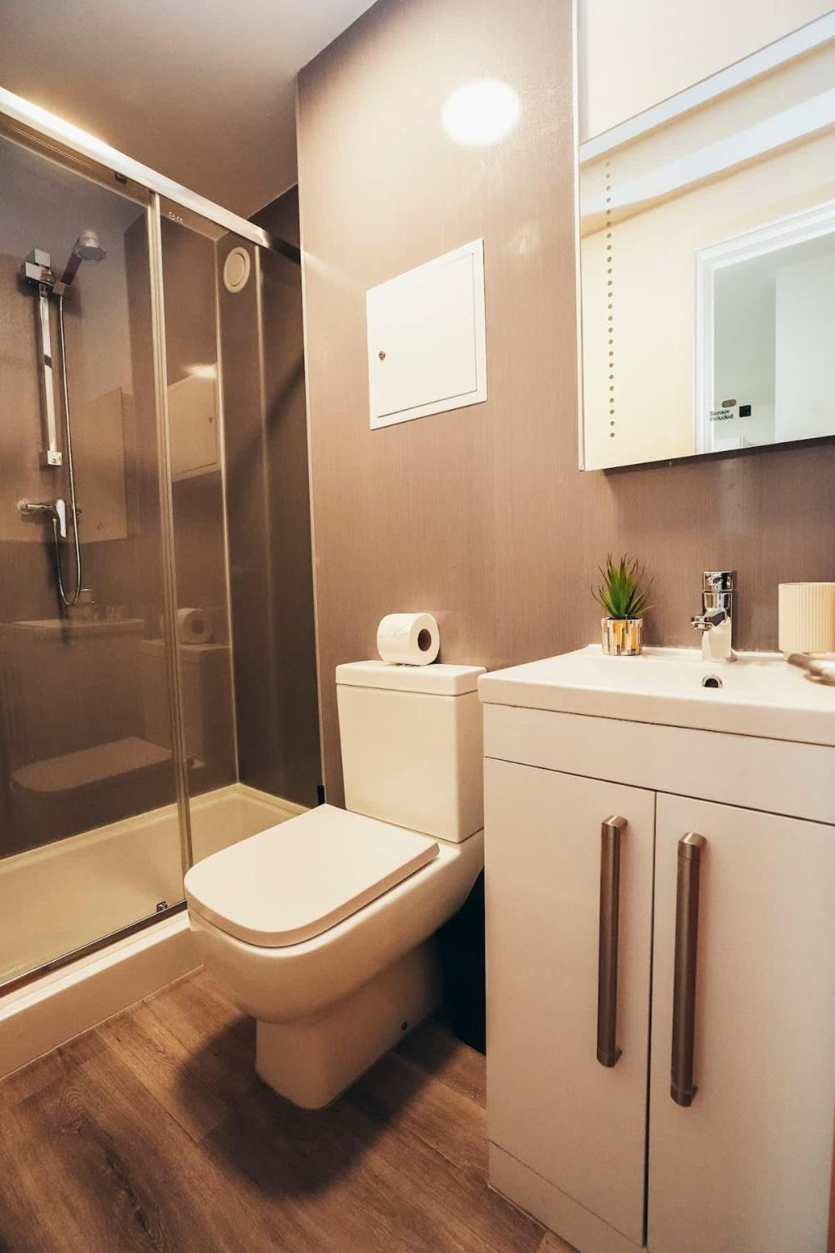 2Br City Centre Apt, Self Check In, Wifi, By Derbnb Sheffield Exteriör bild